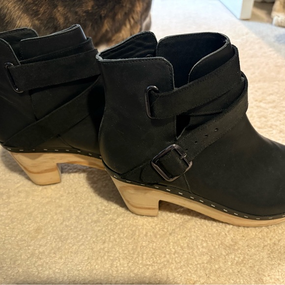 Free People Black Leather Clog Booties with Wood Platform - Picture 5 of 5